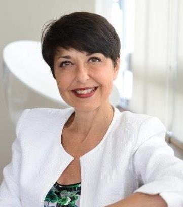 Christine Fabresse, nommée au grade de Chevalier de la Légion d’Honneur
